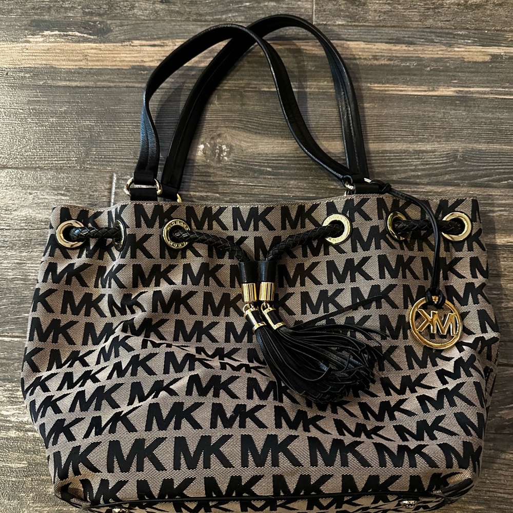 Michael Kors black and tan purse.  Great condition.